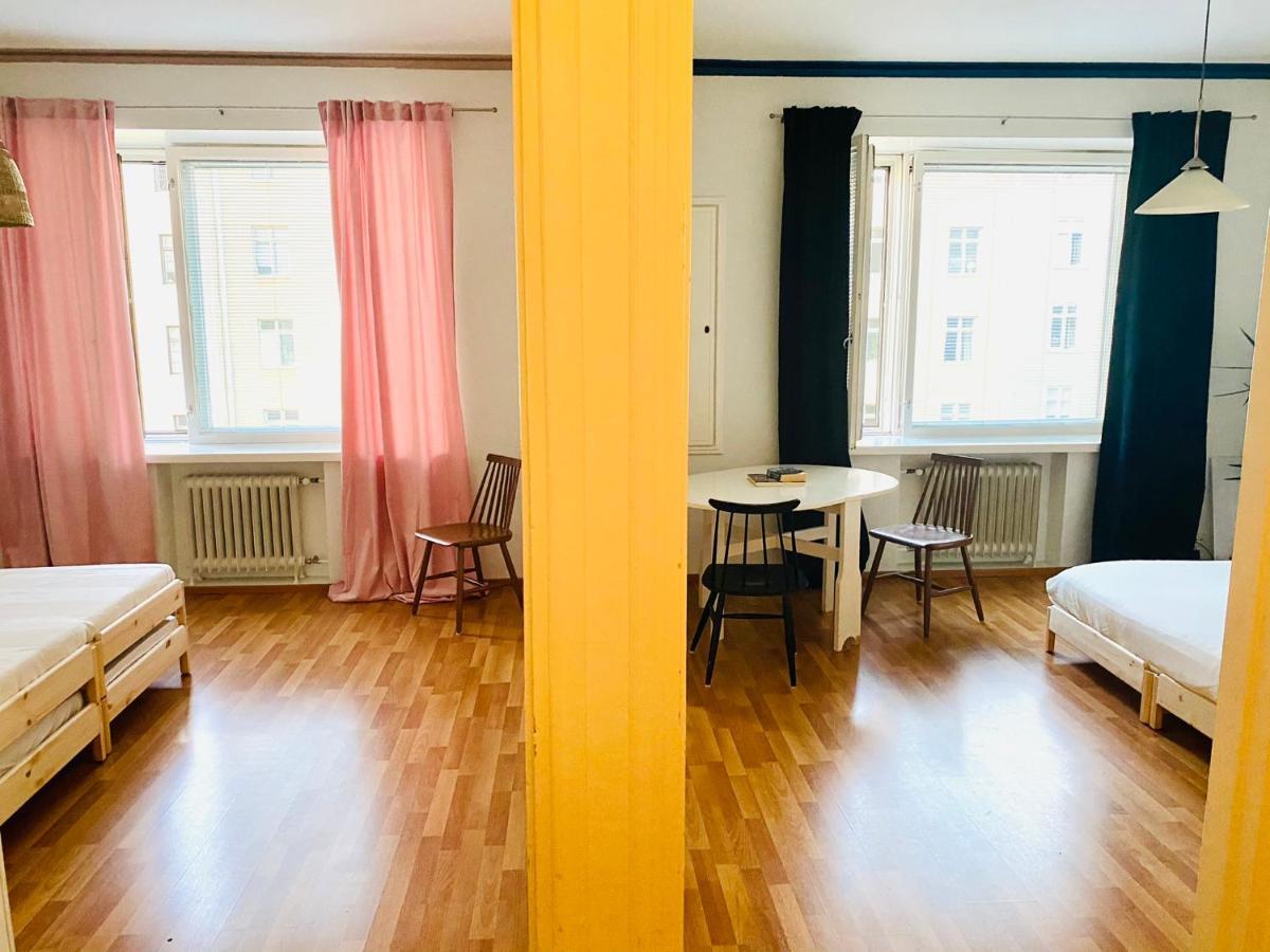 Respectful And Peaceful With Two Bedrooms Helsinki Esterno foto